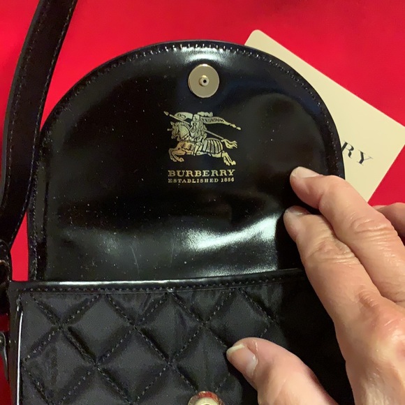 Authentic Burberry shoulder/belt bag - Picture 2 of 3